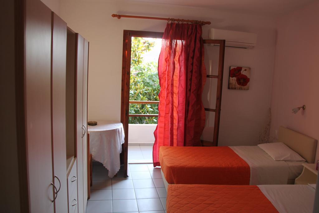 Vaya Zorba Studios Skiathos by Eksteriør billede